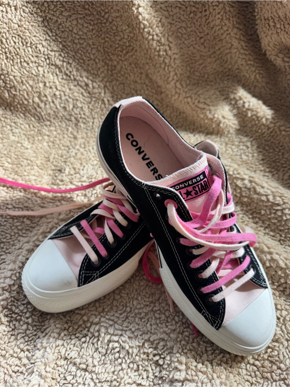 Converse All Star Platform Women's Pink & Black Low Top Sneakers - Picture 2 of 6